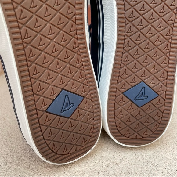 Sperry Women’s Crest CVO Corduroy Navy Sneakers Sz 11 - Picture 8 of 9